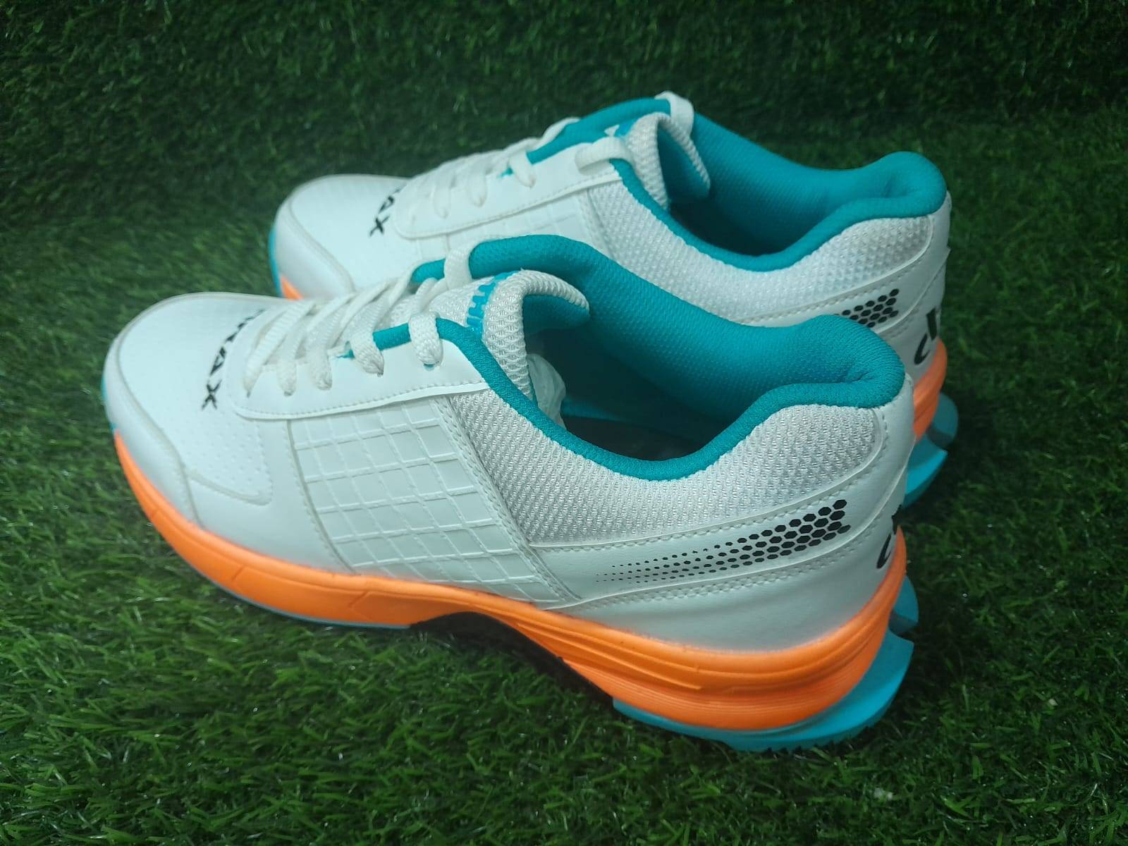 Thrax Hoop Cricket Rubber Stud Cricket Shoes White Blue Orange