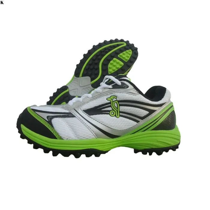 Cricket spikes shoes cheap under 1000